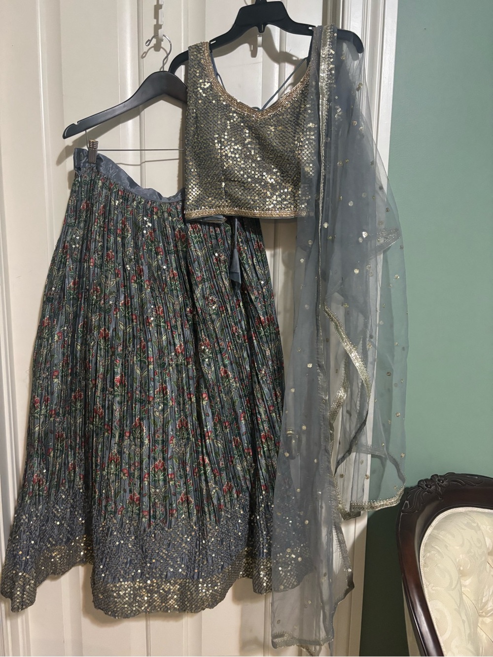 Silver color Gray Floral Sequined Lehenga Skirt, Choli & Dupetta . - Picture 11 of 14
